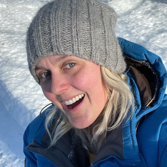 Meet your Posher, Eva - Picture 1 of 1